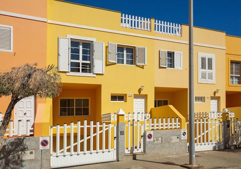Duplex En El Centro De Galdar Apartment Exterior foto